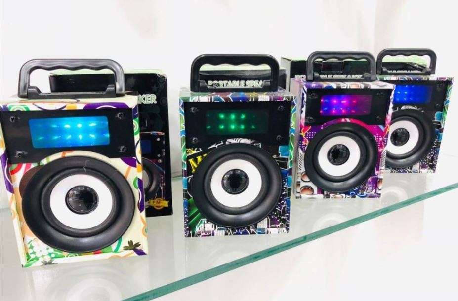 Wireless Bluetooth Speaker with FM Radio, support SD Card, USB & AUX