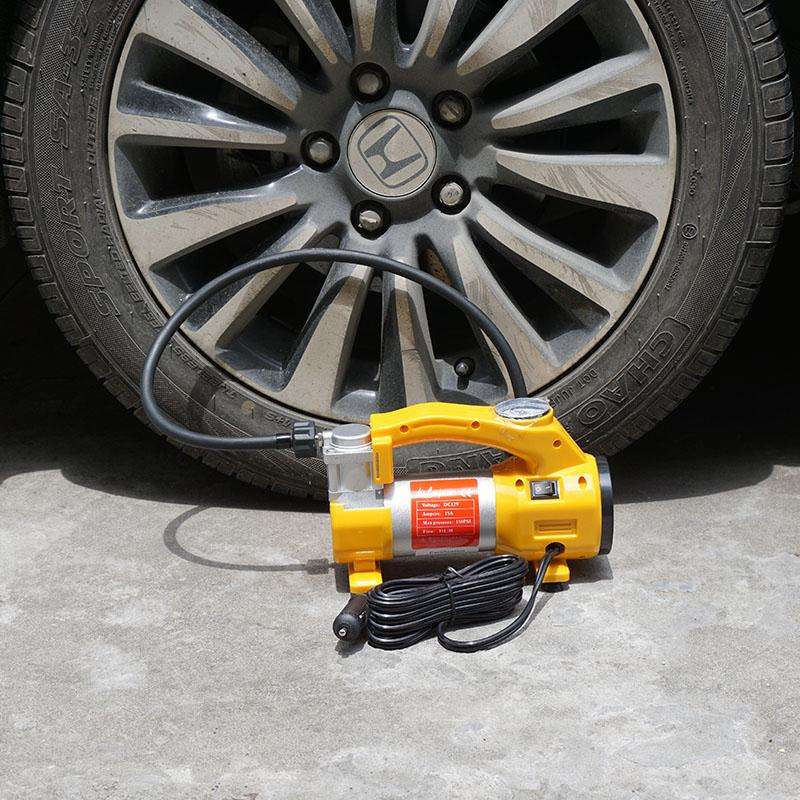 12V Heavy Duty 150 PSI Air Compressor with super bright Flashlight