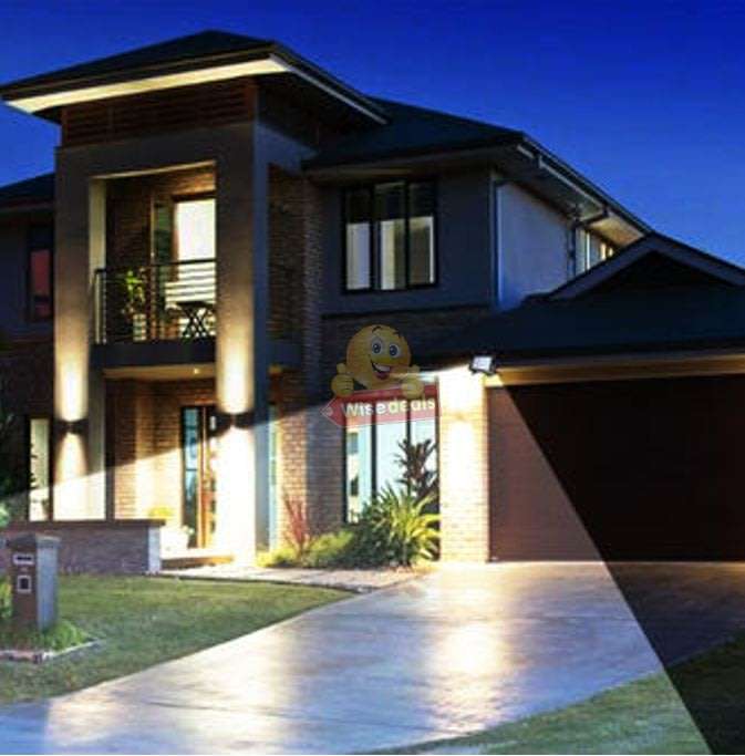 LED Solar Flood Light with 5 meter cable, Solar Panel, Bracket & Ground Stand, Day Night Sensor