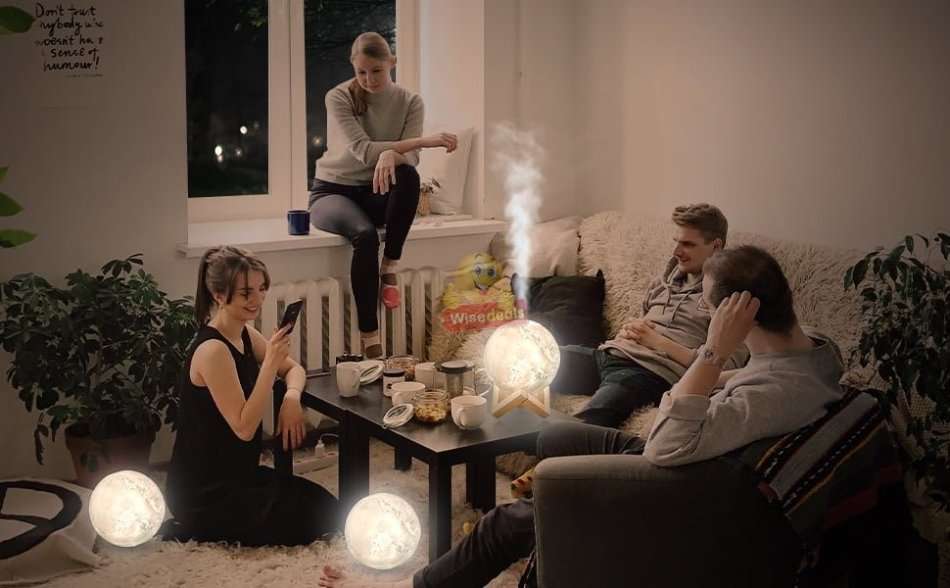 3D Moon Lamp Humidifier, 3 Colour Night Light, Automatic Power-off Protection, Touch Control, Quiet