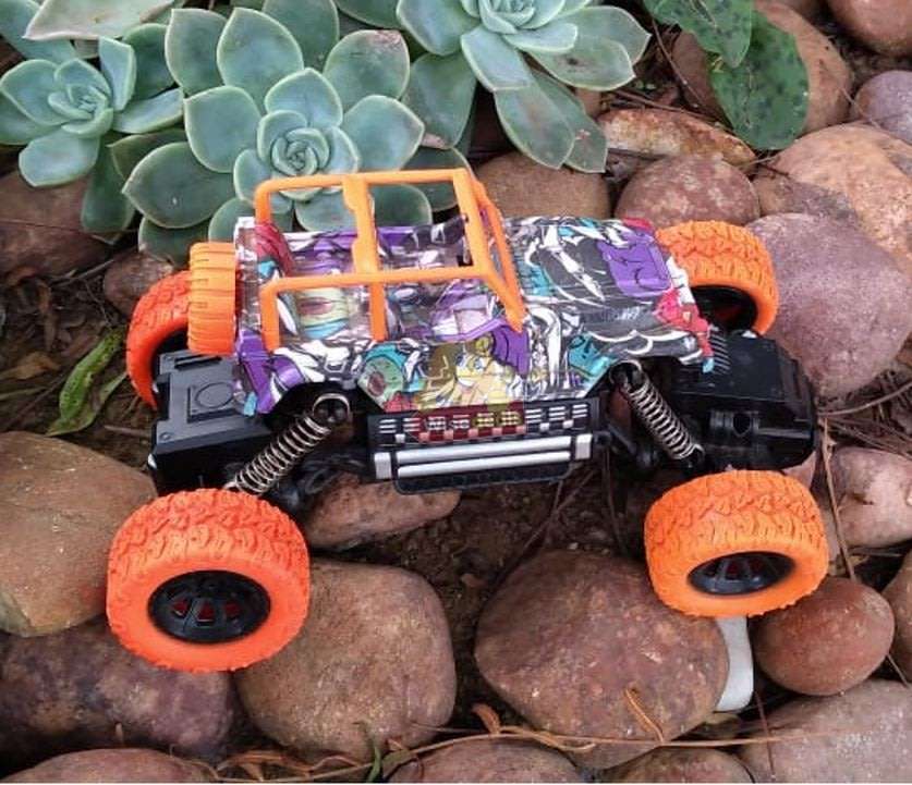 Remote Control Rock Crawler  Conquer all terrain, 50° Slope Climbing Ability, Powerful & Fast