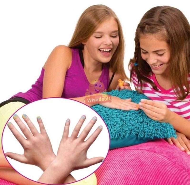 This Amazing Nail Set contains everything your little girl needs to create the perfect mani-pedi