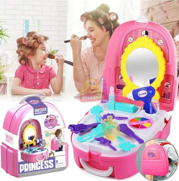 Princess Salon and Make-up Play set for the Little Princess in your Life. Lots of Accessories