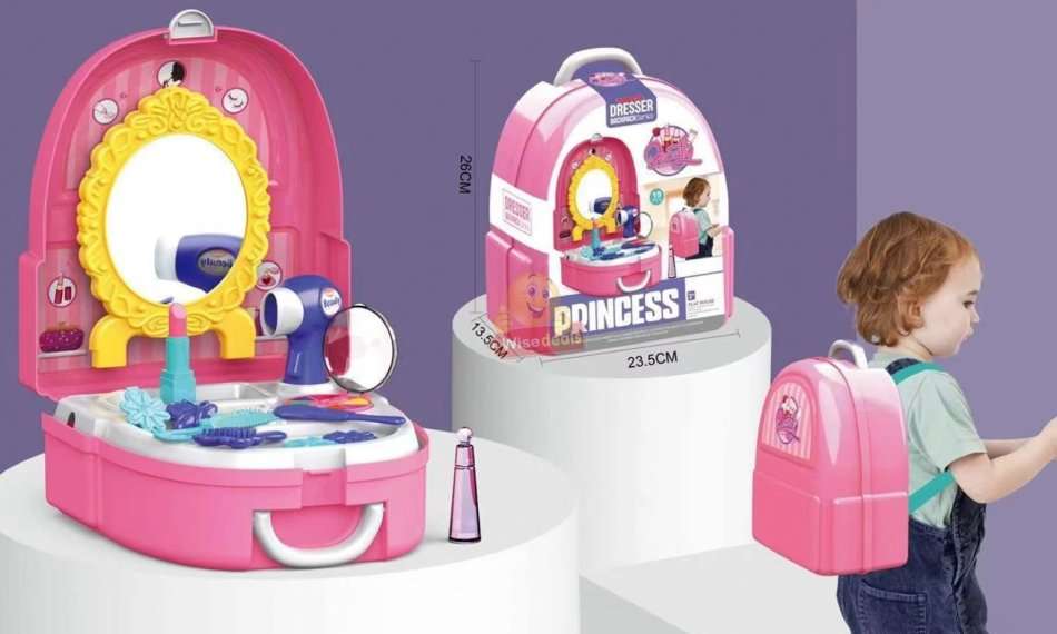 Princess Salon and Make-up Play set for the Little Princess in your Life. Lots of Accessories