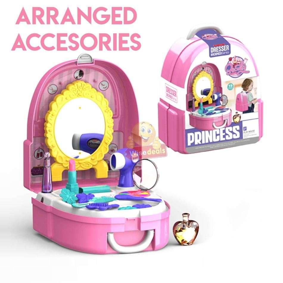Princess Salon and Make-up Play set for the Little Princess in your Life. Lots of Accessories