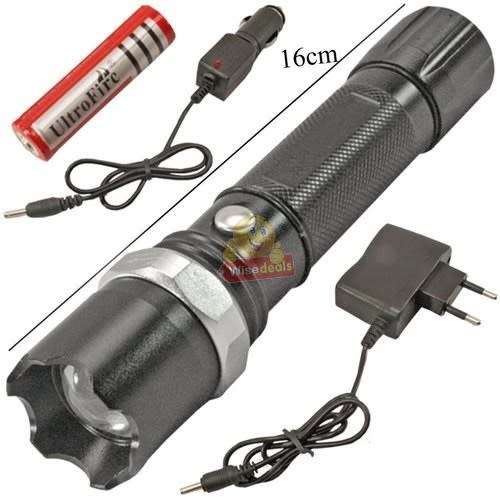 Super Bright 1500 Lumens CREE LED Zoomable Flashlight in Carry Case