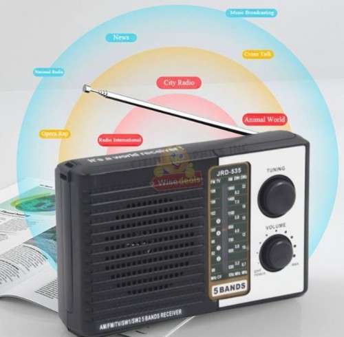AC/DC Portable 5 Band Radio