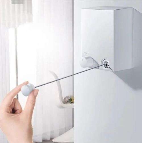 4.2M HANDY AND HEAVY-DUTY RETRACTABLE CLOTHESLINE FOR INDOOR & OUTDOOR USE - START AT R1 ONLY