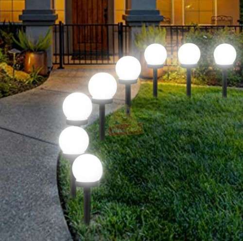 4 PIECE SOLAR LED WATERPROOF LIGHTS, EASY TO INSTALL AND EASY TO USE