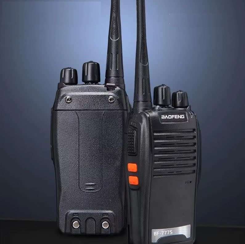 2 X Handheld Hand Radio Set with 16 Channels and lots of Accessories