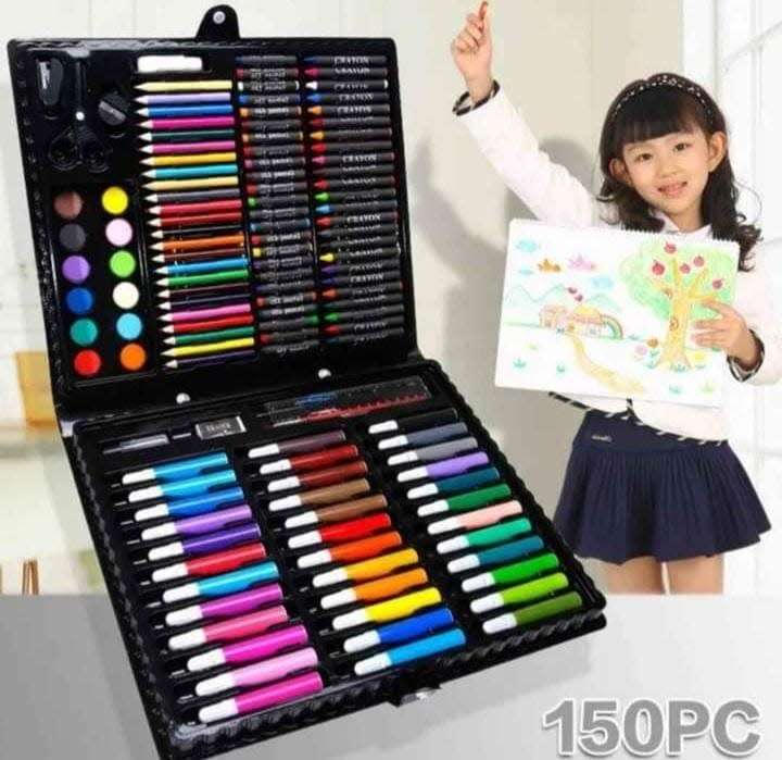 150 Piece Kids Art Set - Drawing Case Kit, Hours of Fun and a Great Gift