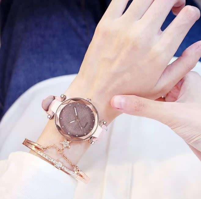 2 Piece Rhinestone Round Pointer Date Quartz Watch & Bracelet in Complimentary Gift Box