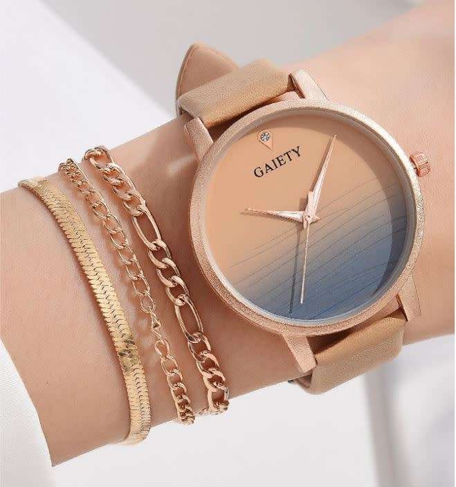 2 Piece Ombre Round Pointer Quartz Watch & 1 Piece 3 Layered Bracelet in Complimentary Gift Box