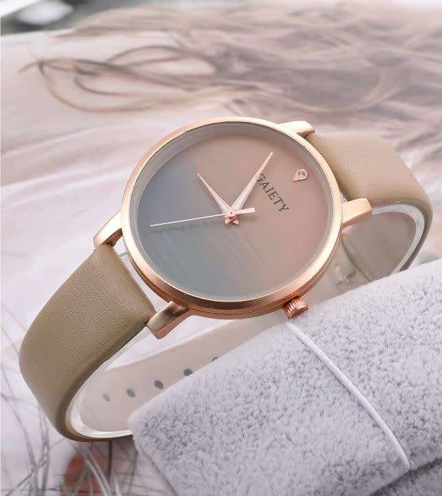 2 Piece Ombre Round Pointer Quartz Watch & 1 Piece 3 Layered Bracelet in Complimentary Gift Box