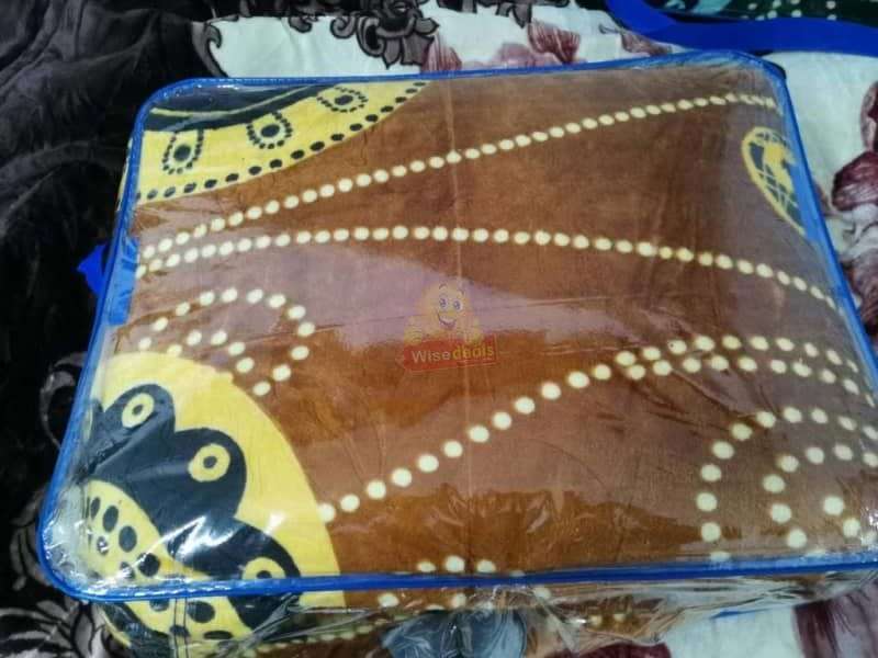 6kg Luxury Multi-colour Thick Blanket in Comfortable Carry Bag - START R1 ONLY