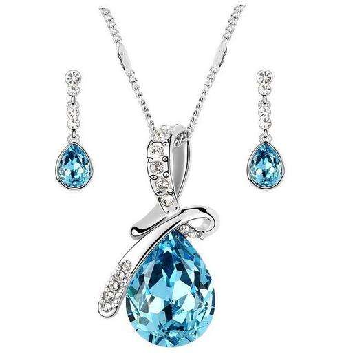 Equisite Sterling Silver Light Blue Crystal Teardrop Shaped Juwellery Set