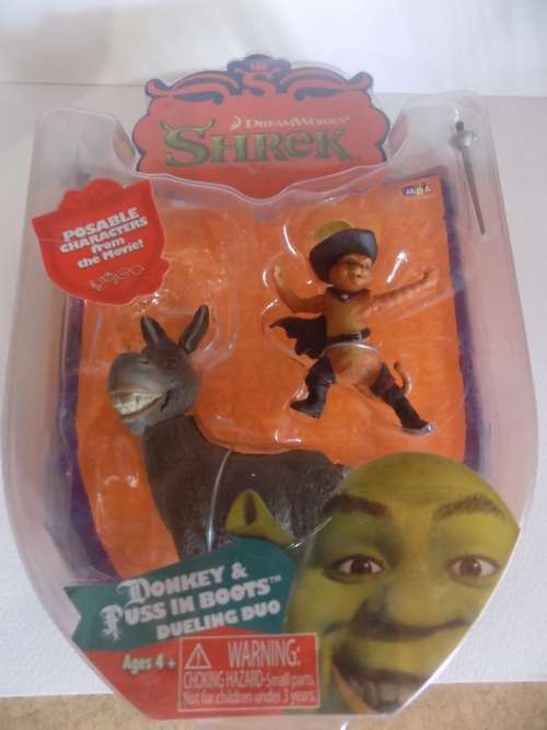 Donkey & Puss in Boots Figurines from SHREK (MM)
