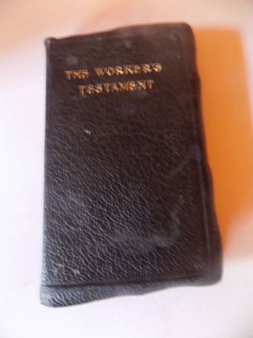 Small Leather Cover & Gold Edged Pages Workman's Testament - Inscribed 1927