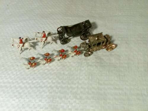 Vintage Miniature Victorian Horse & Carriage Metal Ornaments - Stamped "Made in England"