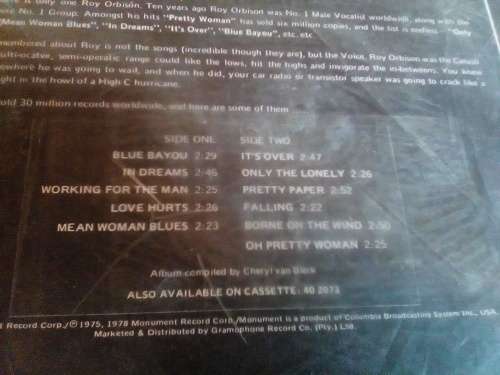 Roy Oribison Classics - His Greatest Hits Vinyl LP - MON 2073 Has scuff marks