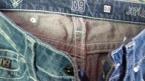 Ladies D9 Size 28 Jean - Made in Vietman