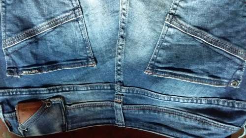 Ladies Garcia Jeans Size 32 Made in Italy
