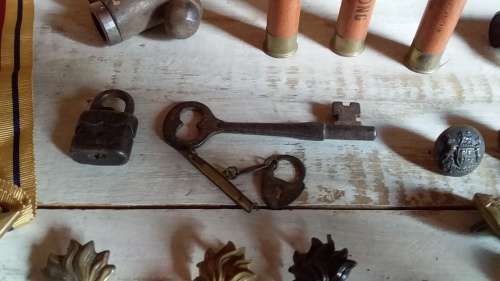 Joblot Vintage Military Items