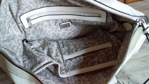 Genuine GUESS Pre-used Handbag in Good Condition