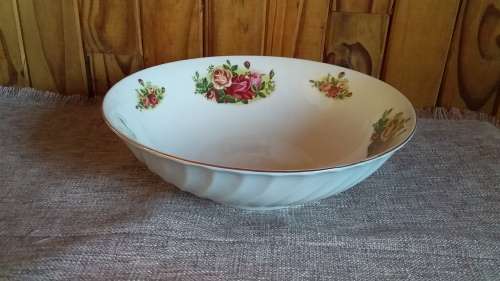 Rose Design Salad Bowl