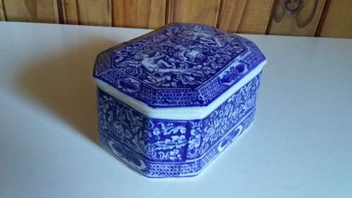 Solid Decorative Ceramic Trinket Holder