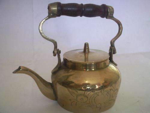 Little Brass Kettle with Wooden Handle - 13cm x 11cm