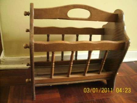 Wooden Magazine Rack *Note*