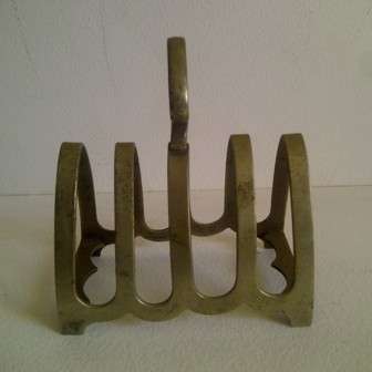 Silver Plated Serviette Holder - Needs a Good Polish 9cm (Postage R30)