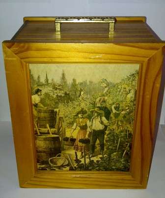 Awesome Wine Box with Double Sided Vintage Vineyard Scenes