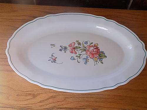 Rose Patterned Platter fron ARC ARCOPAL France