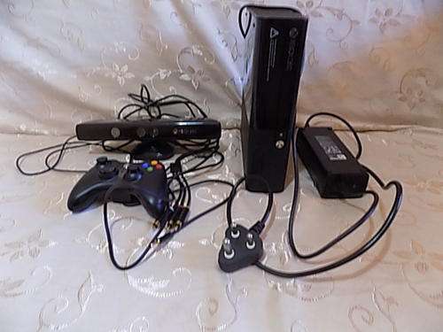 Xbox Ninect with games