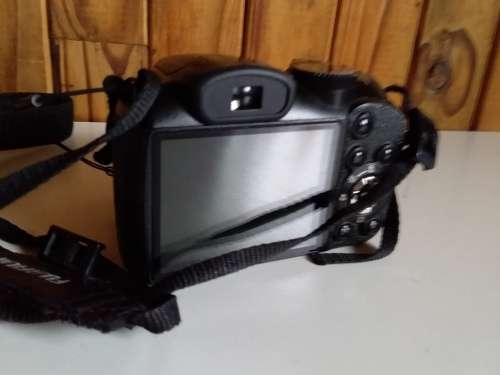 Fujifilm Finepix S2960 14 Mega Pixel Digital Preused Camera