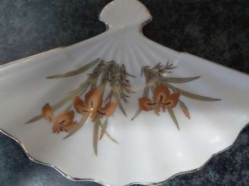 Fine China Japan Fan Shaped Dish