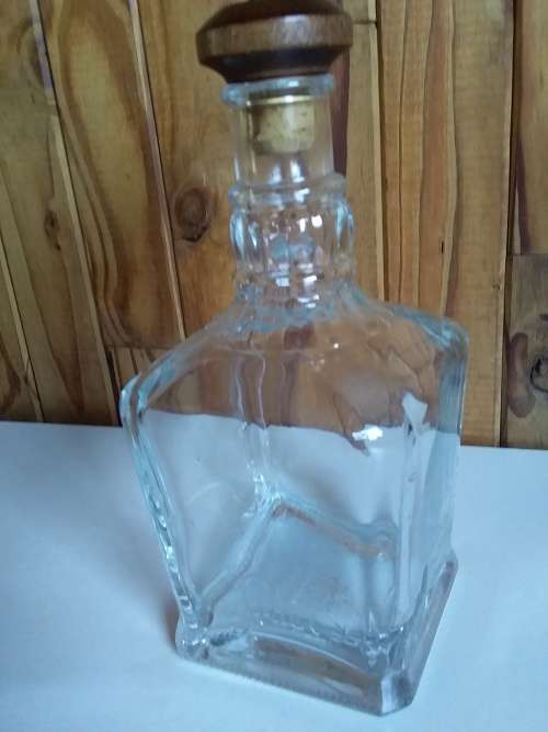 *Nice* Jack Daniels 750ml Glass Decanter with Branded Stopper