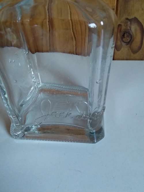 *Nice* Jack Daniels 750ml Glass Decanter with Branded Stopper