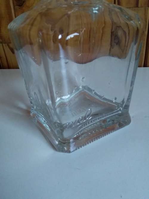 *Nice* Jack Daniels 750ml Glass Decanter with Branded Stopper
