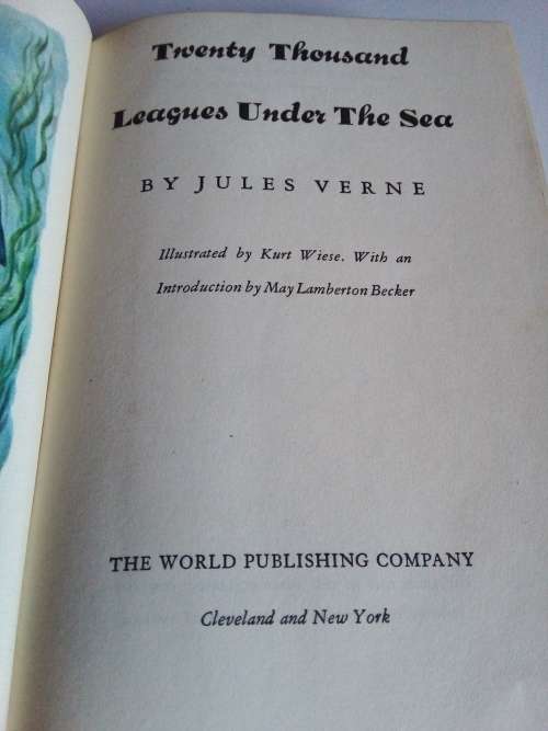 Twenty Thousand Leagues Under the Sea - Jules Verne