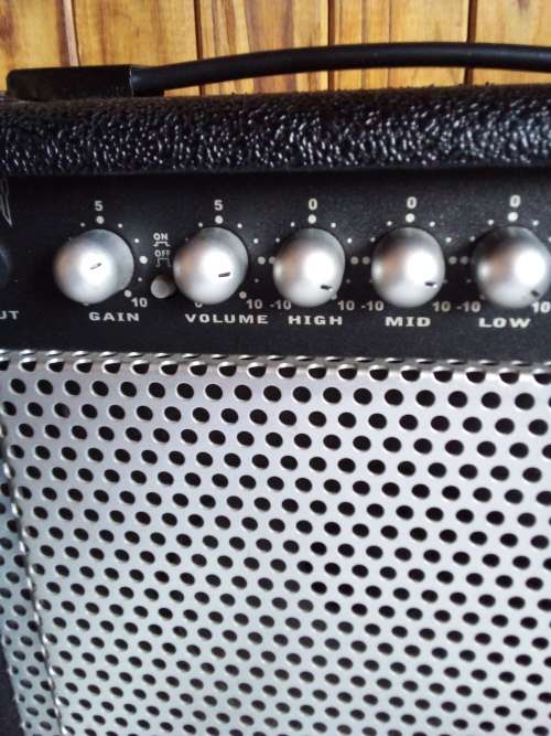 Bucklay BA15G Amplifier