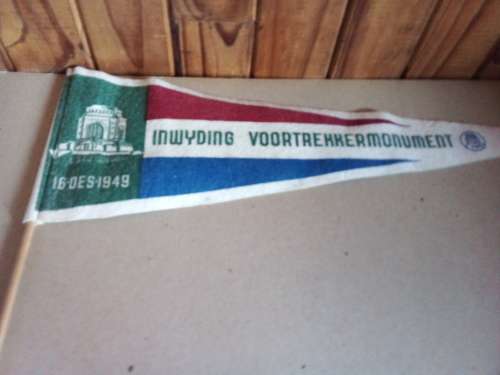 16 Desember 1949 Inwyding Voortrekkermonument Materiaal Vlag op Hout Stokkie