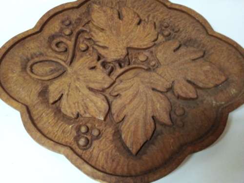 Carved Leaf Design Solid Wood Wall Hanging