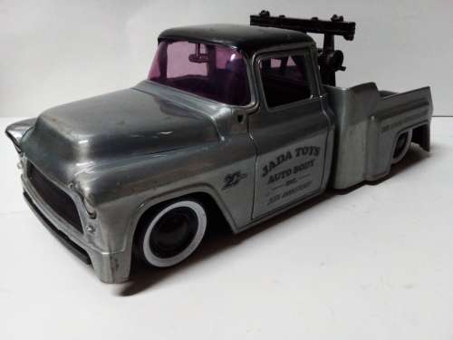 Jada 1955 Chevy Stepside Tow Truck Diecast 1:24