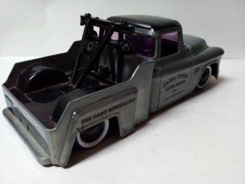 Jada 1955 Chevy Stepside Tow Truck Diecast 1:24
