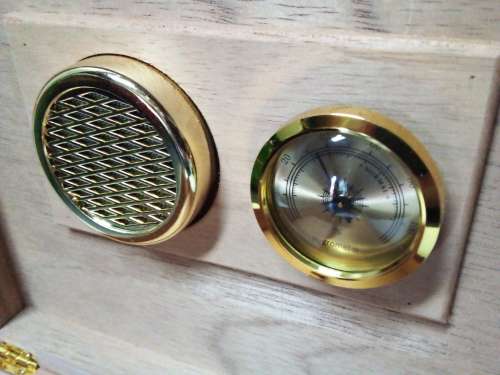 Wooden Cigar Climate Humidor Box