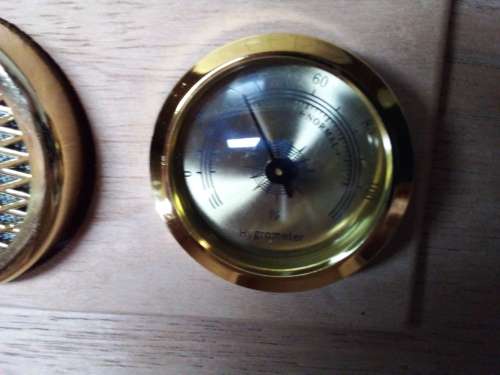 Wooden Cigar Climate Humidor Box