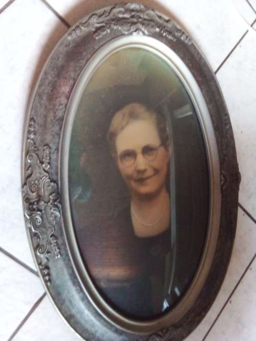 Large Vintage Decorated Oval Wooden Frame with Dome Glass